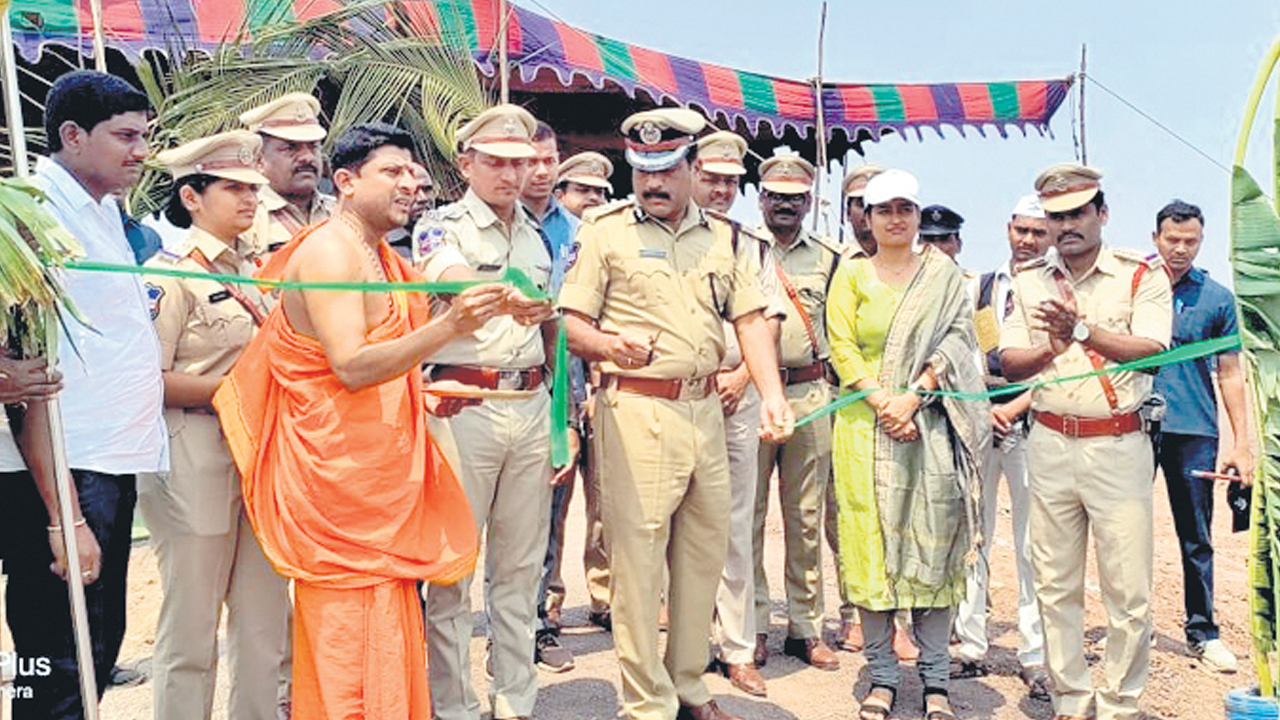 ఫైరింగ్‌ రేంజ్‌ను ప్రారంభించిన ఐజీ