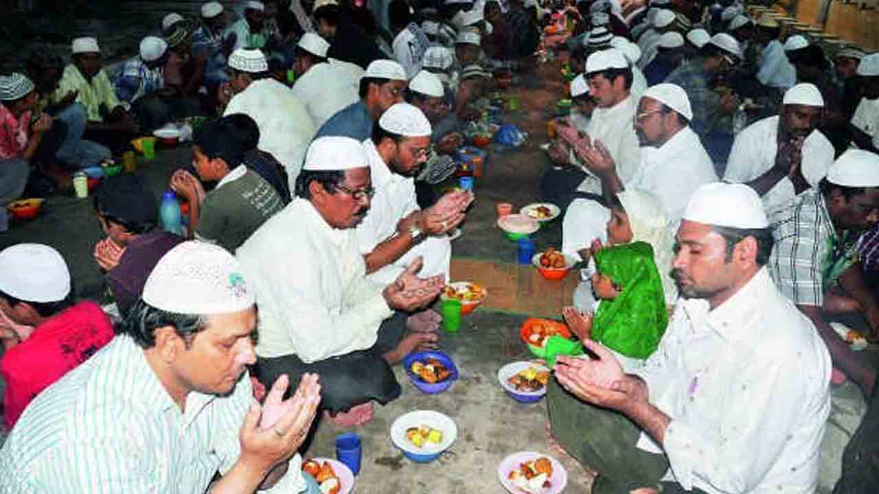 Telangana | 12న రాష్ట్ర ప్ర‌భుత్వం ఆధ్వ‌ర్యంలో ఇఫ్తార్ విందు