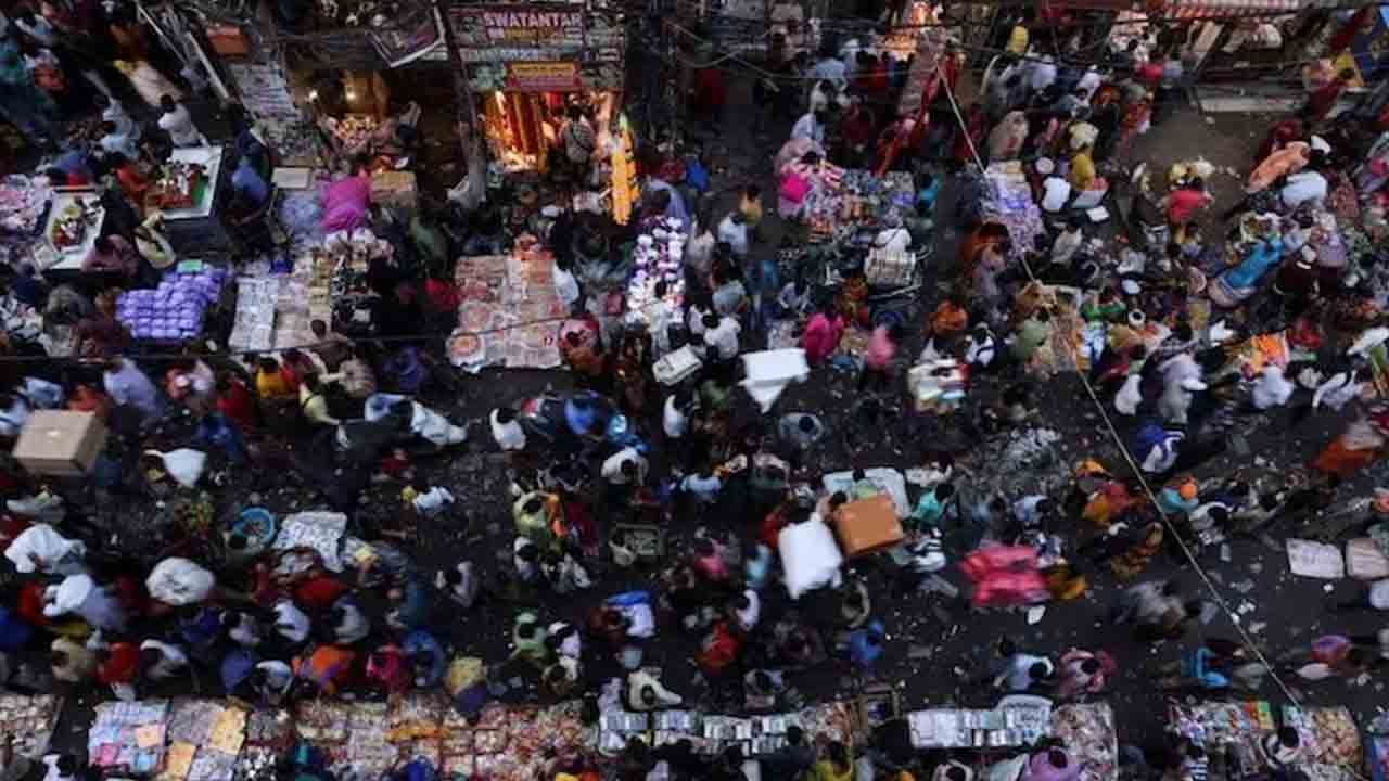 UNFPA | జనాభాలో చైనాను అధిగమించిన భారత్‌.. 30 లక్షలు అధికమంటున్న ఐరాస గణాంకాలు