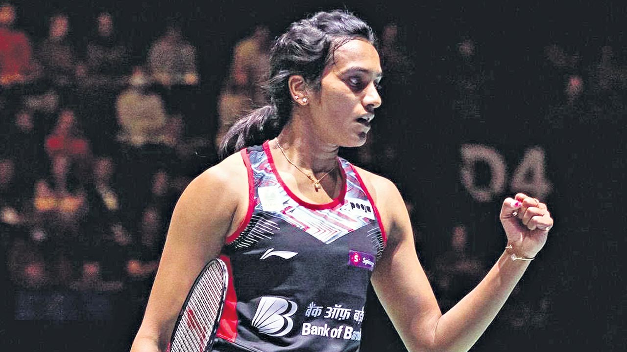 స్పెయిన్‌ మాస్టర్స్‌ టోర్నీ.. సెమీస్‌లో సింధు