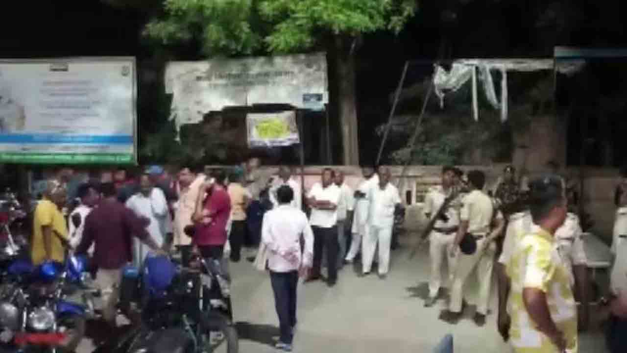 Kailash Mahto | బైక్‌పై వచ్చి అధికార పార్టీ నేతను కాల్చి చంపిన దుండగులు