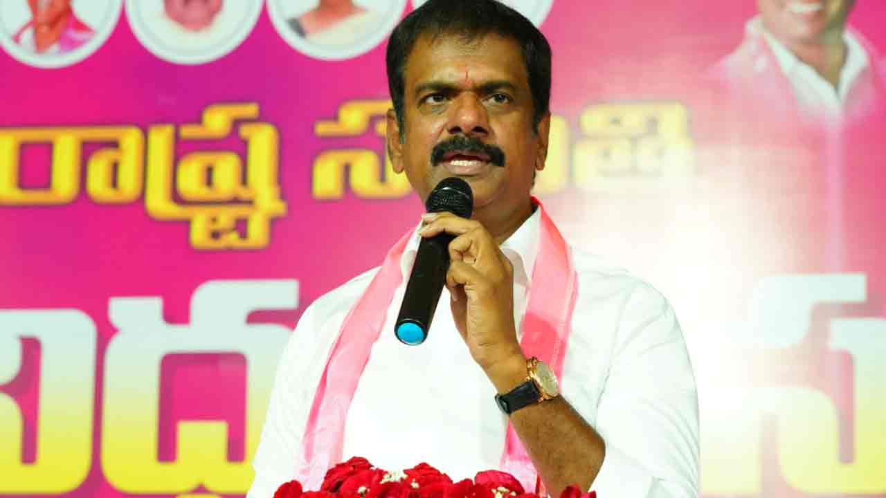 అభివృద్ధిని ప్రజల్లోకి తీసుకెళ్లాలి