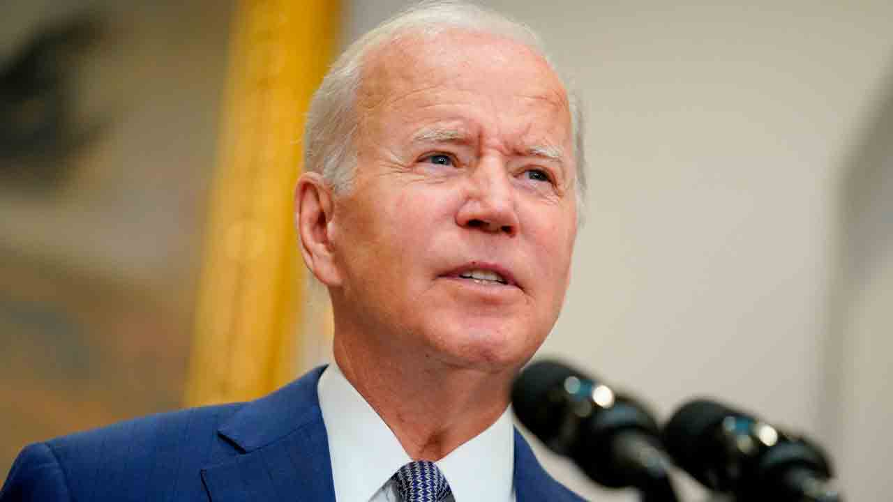 Joe Biden | నాటో`లో ఉక్రెయిన్ చేరిక‌పై బైడెన్ సంచ‌ల‌న వ్యాఖ్య‌లు.. ద‌గ్గ‌ర దార్లు లేవ‌ని స్ప‌ష్టీక‌ర‌ణ‌