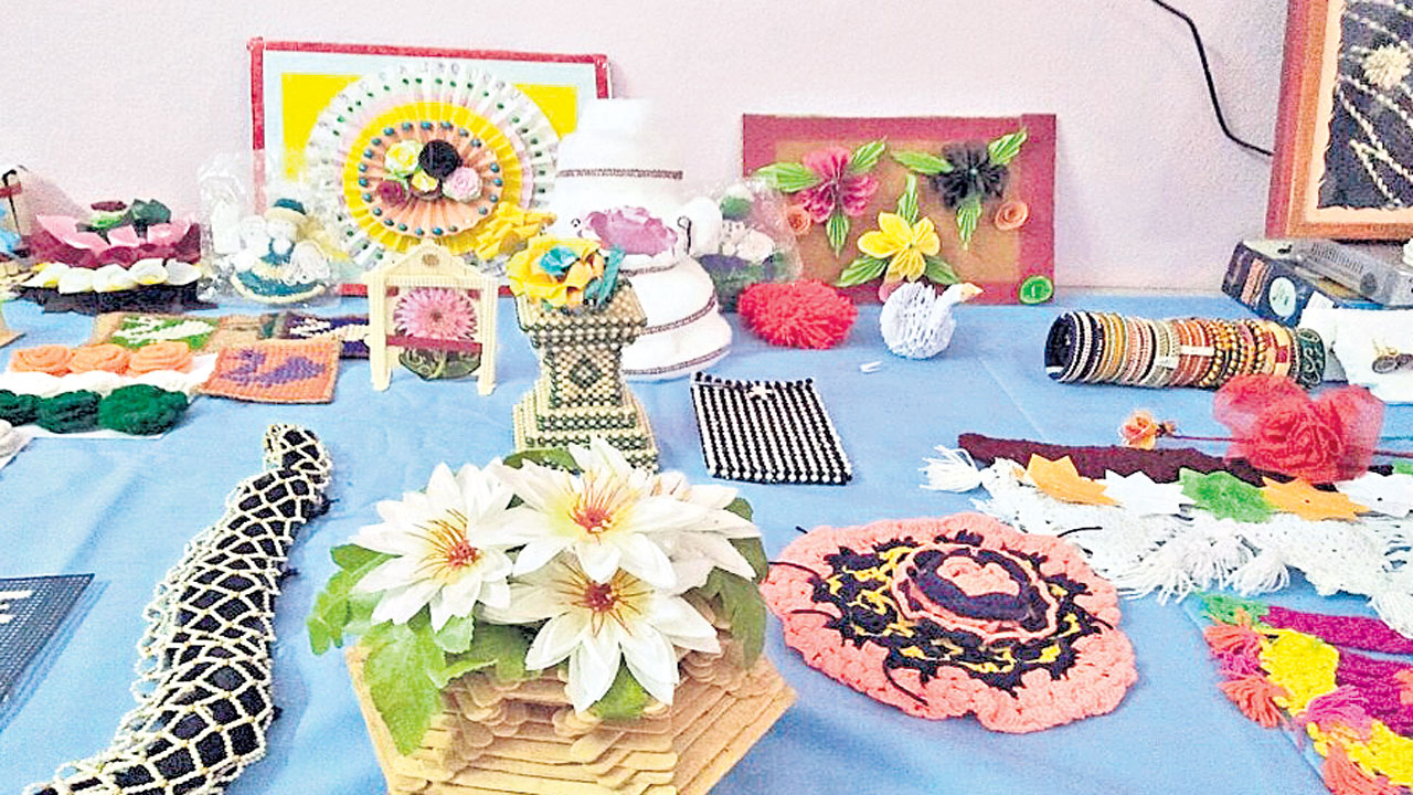 కేజీబీవీలు.. కళా నిలయాలు