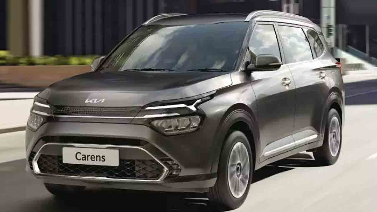 Kia Karens Luxury (O) | మార్కెట్‌లోకి కియా కరెన్స్‌ న్యూ లగ్జరీ (ఓ).. రూ.17 లక్షల నుంచి షురూ..!