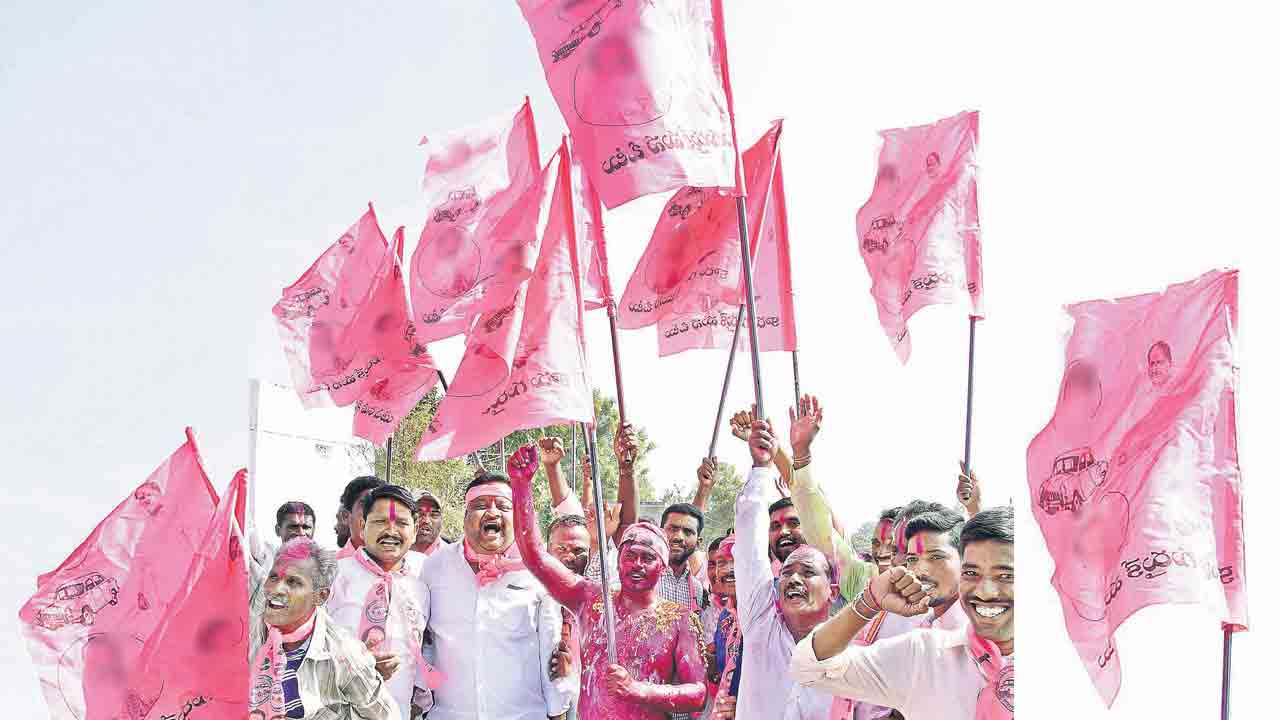 గులాబీకే జై