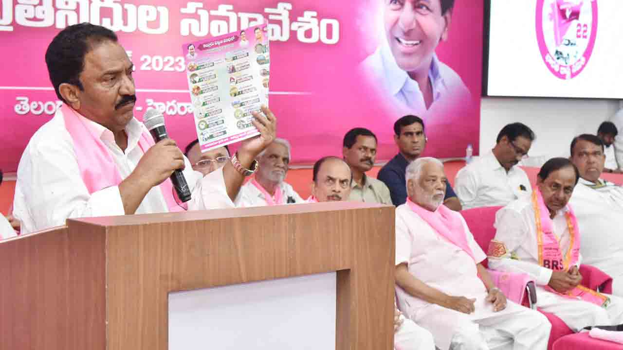 పార్లమెంట్‌ భవనానికి అంబేద్కర్‌ పేరు పెట్టాలి