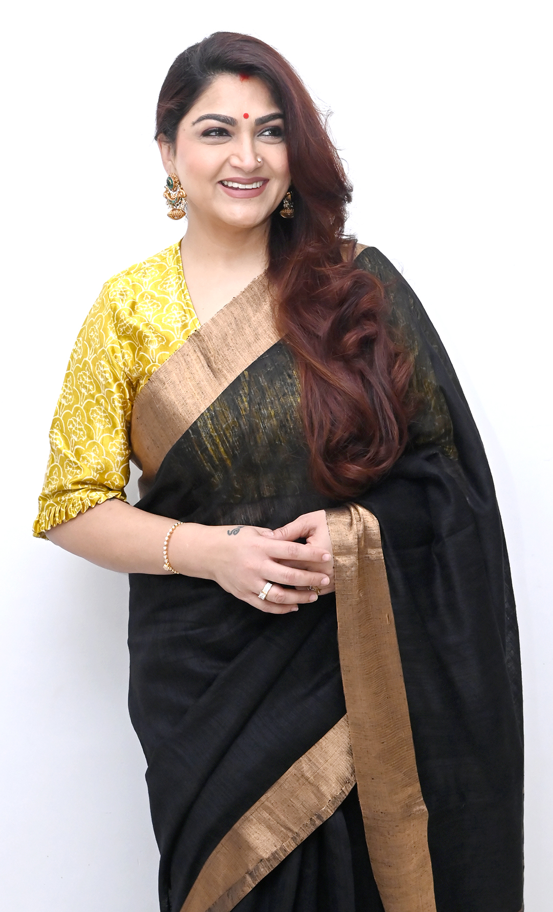 కానీ నిజంగా చెప్పాలంటే.. టబు (Tabu), అమితాబ్‌ బచ్చన్ (Amitabh Bachchan)తో చేసిన Cheeni Kum సినిమా చూసి అసూయ వేసింది. 