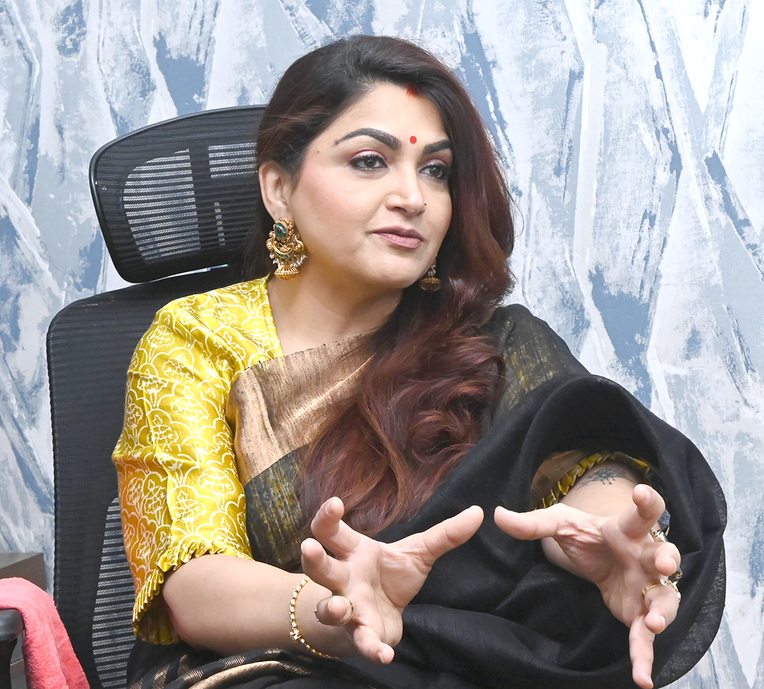 గత ఎన్నికల్లో ఎమ్మెల్యేగా పోటీ చేశా. కానీ దురదృష్ణవశాత్తు గెలువలేదు. కానీ ఇప్పుడు నేను పోటీ చేయాలా..? వద్దా అనేది పార్టీ నిర్ణయిస్తుంది. 