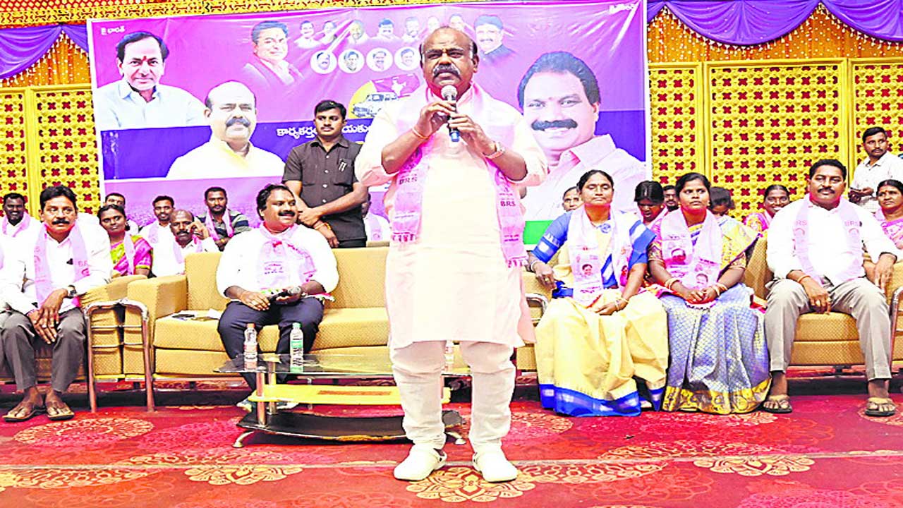 ప్రపంచ చూపు తెలంగాణ వైపు