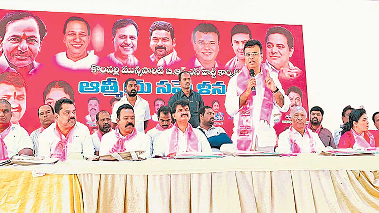 అభివృద్ధిని గడపగడపకు తీసుకెళ్లాలి