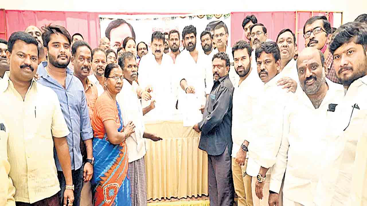 ఆడబిడ్డలకు అండగా సీఎం కేసీఆర్‌