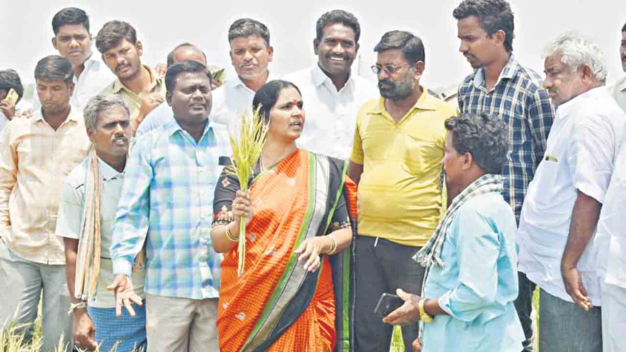 అధైర్యపడొద్దు.. ఆదుకుంటాం