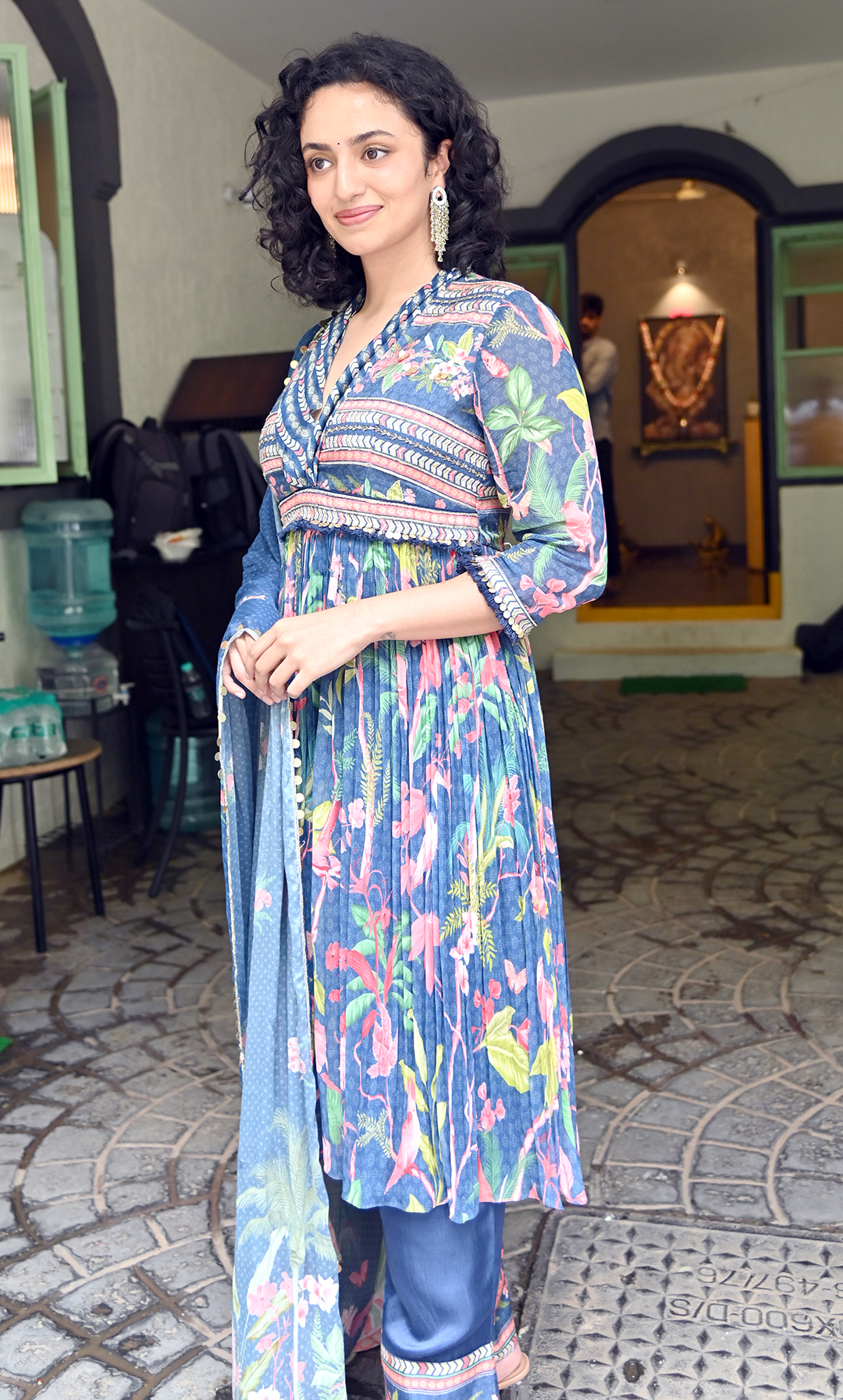 కథను ఎంచుకోవడం, నటించడం మాత్రమే నా చేతిలో ఉంటుంది. మిగతా ఏ విషయాల్ని అంతగా పట్టించుకోను అని మాళవిక నాయర్ (Malvika Nair) అన్నారు. 