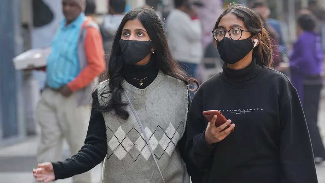 Masks Mandatory | పెరుగుతున్న కొవిడ్‌ కేసులు.. ఆసుపత్రుల్లో మాస్క్‌ తప్పనిసరి..! ఎక్కడంటే..?
