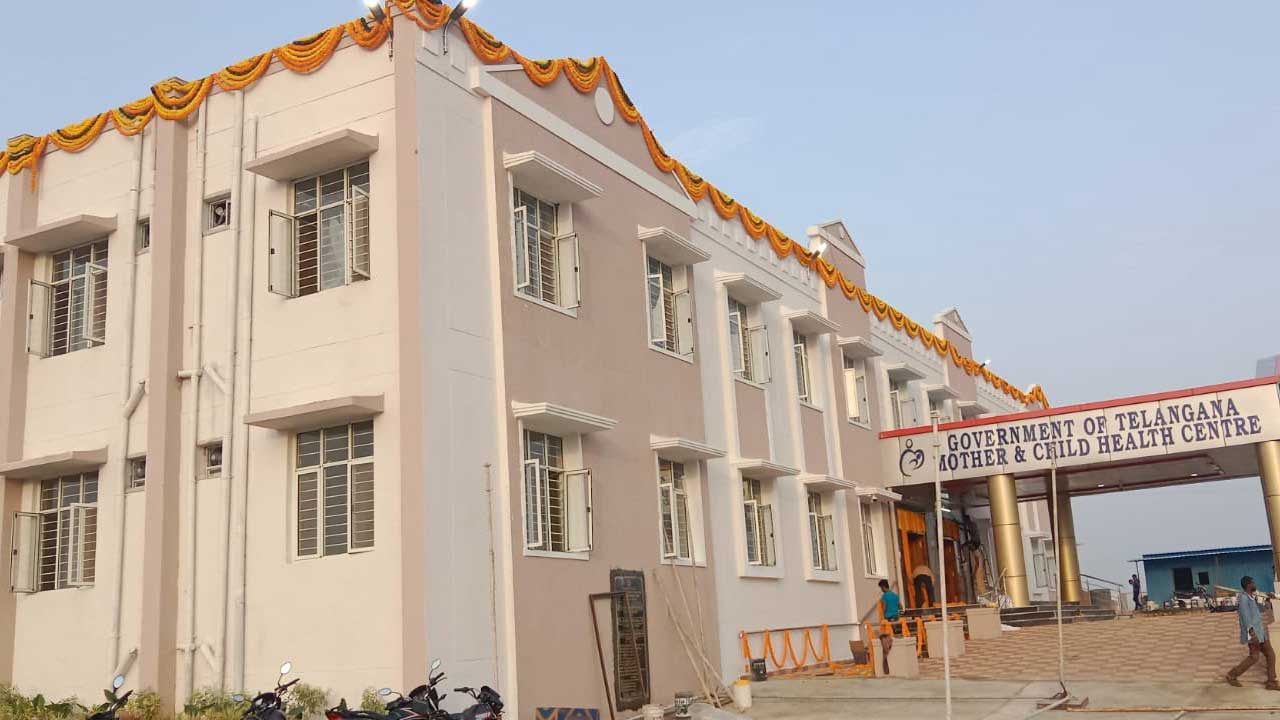 Ectopic Pregnancy | ఎక్టోపిక్‌ ప్రెగెన్సీతో ప్రాణాపాయం.. కాపాడిన మెదక్‌ వైద్యులు..!