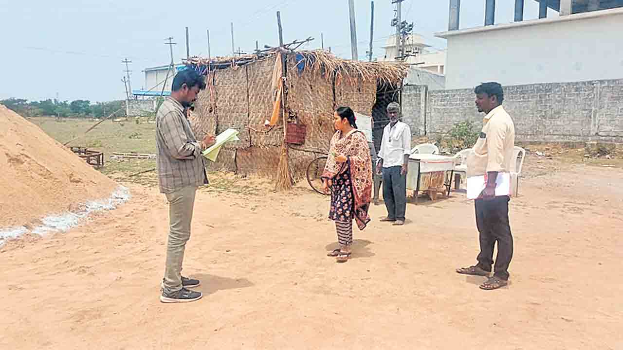 ఇసుక దందాపై కొరడా