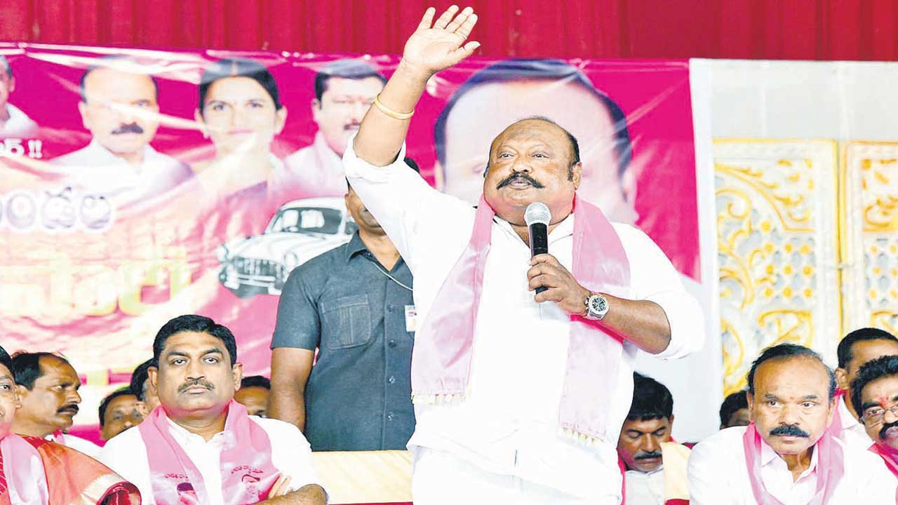 పచ్చని రాష్ట్రంలో చిచ్చుపెట్టే కుట్ర