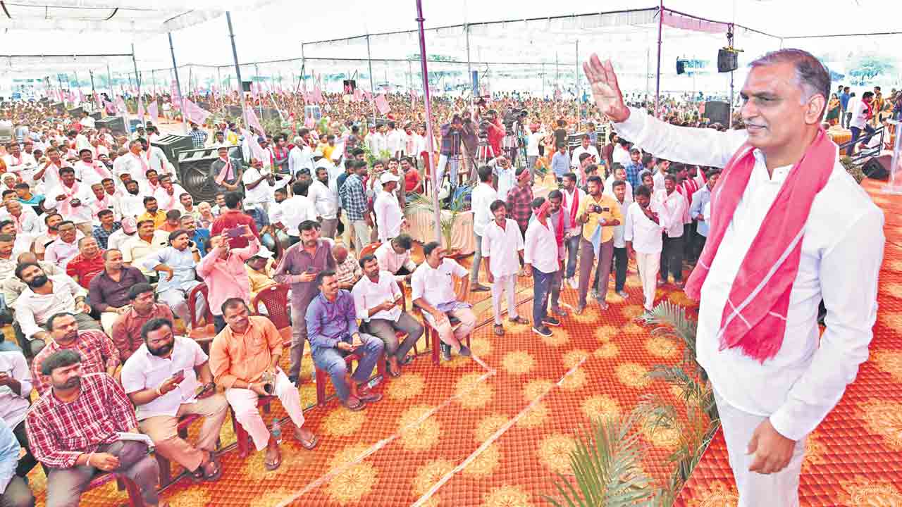 నాడు గోస‌వ‌డ్డం.. నేడు ప‌చ్చ‌బ‌డ్డం