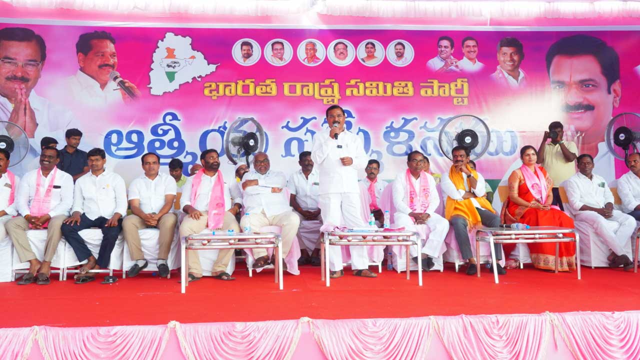 ఆత్మీయంగా.. ఆప్యాయంగా..