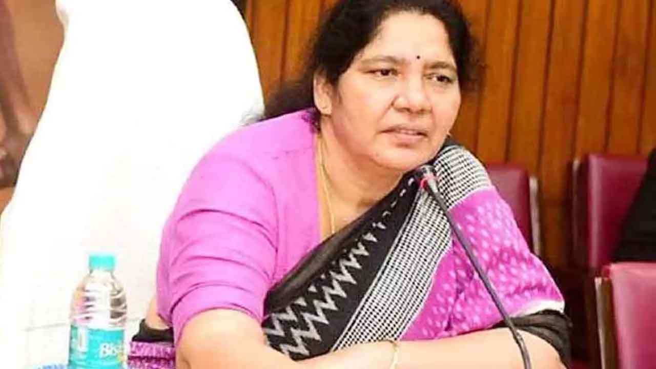 Minister Sathyavathy Rathod | ఎమ్మెల్సీ కవిత పోరాటం వల్లే మహిళా రిజర్వేషన్ బిల్లు సాధ్యమైంది : మంత్రి సత్యవతి రాథోడ్