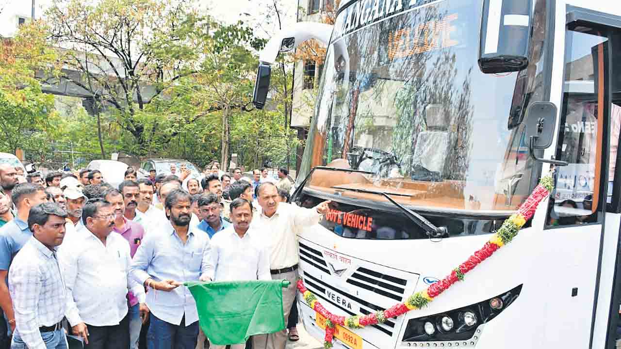 తిరుపతి, షిర్డీకి ఏసీ స్లీపర్‌ కోచ్‌ బస్సులు