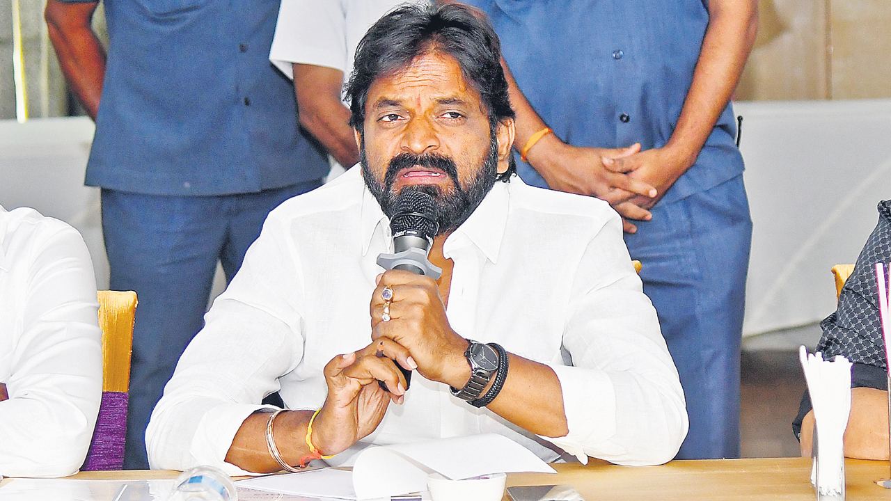 ఏడాదంతా క్రీడా టోర్నీలు