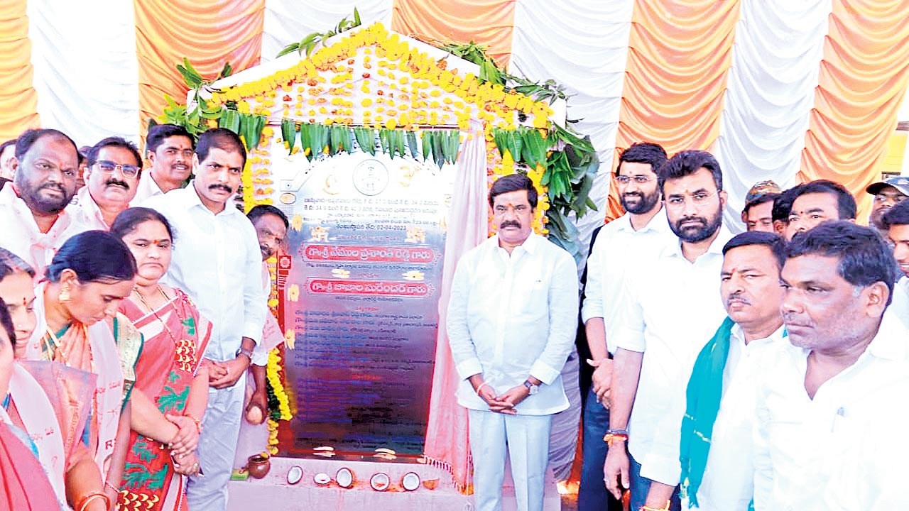 బీఆర్‌ఎస్‌ది సెక్యులర్‌ ప్రభుత్వం: క్రీడా శాఖ మంత్రి శ్రీనివాస్‌గౌడ్‌