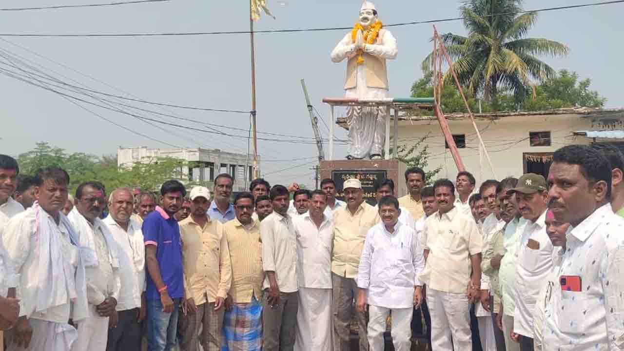 మాజీ మంత్రి గడ్డెన్న సేవలు చిరస్మరణీయం