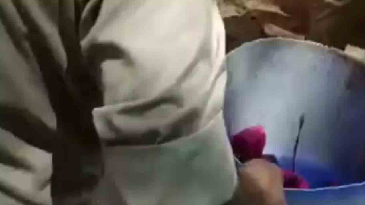 Newborn Abandoned | బిడ్డను ప్రసవించి.. బాత్‌రూమ్‌లోని బకెట్‌లో వదిలేసిన మహిళ