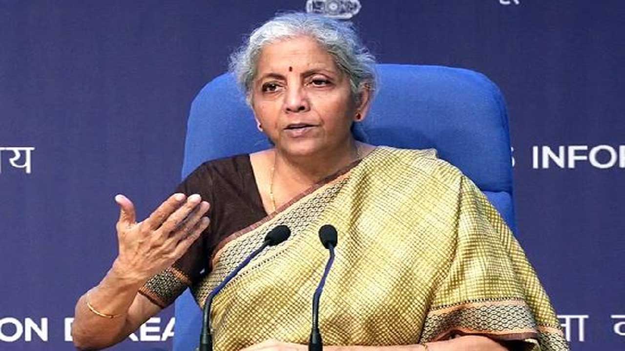 Nirmala Sita Raman | ద్ర‌వోల్బ‌ణం క‌ట్ట‌డిపై ఫెడ్ రిజ‌ర్వ్‌ను అనుస‌రించ‌న‌క్క‌ర్లేదు.. తేల్చి చెప్పిన నిర్మ‌ల‌మ్మ‌