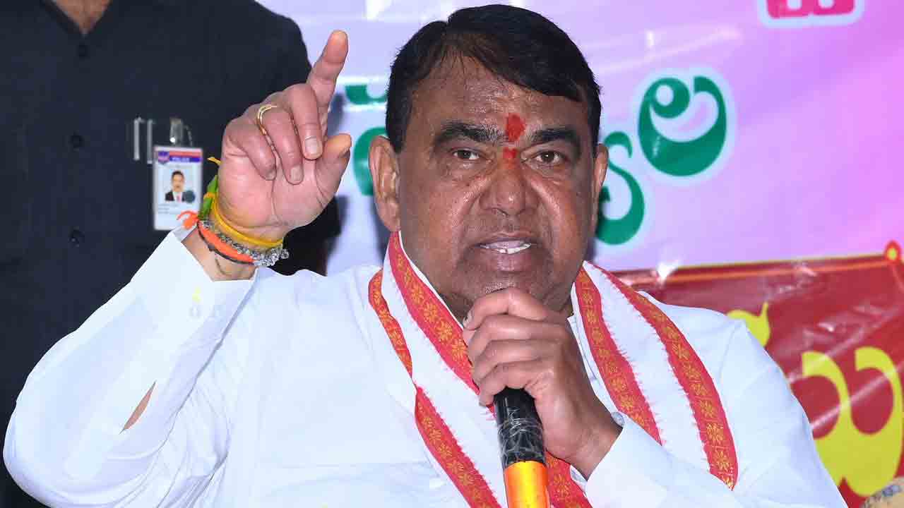 బండి సంజయ్‌ తీరు దుర్మార్గం