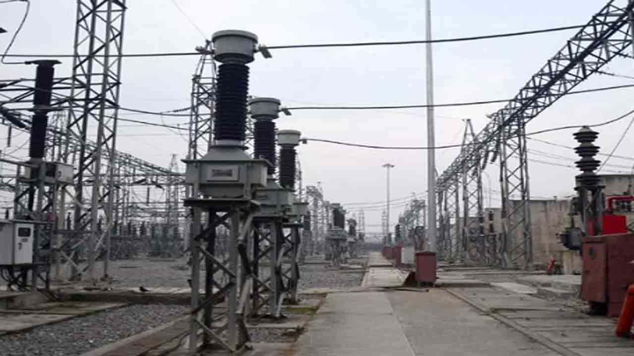 Power Subsidy | ఢిల్లీలో విద్యుత్‌ రాయితీ బంద్‌.. ఎల్జీ-ఆప్‌ సర్కార్‌ మధ్య మరో పోరు షురూ