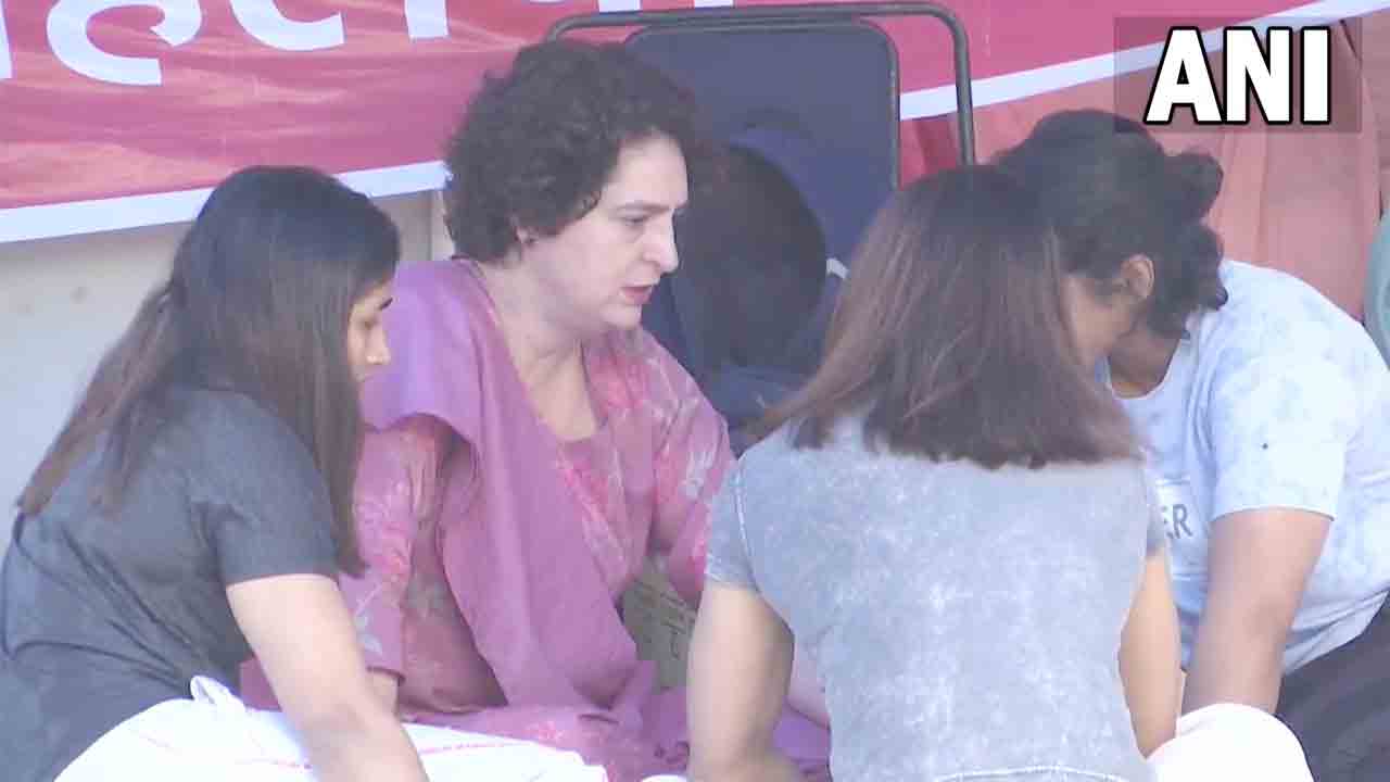 Priyanka Gandhi |  రెజ్లర్లకు సంఘీభావం ప్రకటించిన ప్రియాంక గాంధీ