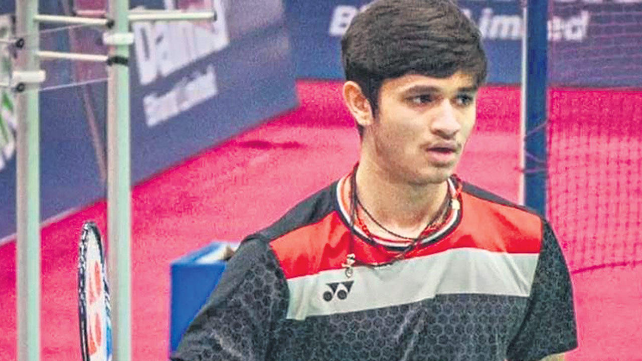 ప్రియాన్షు సంచలనం