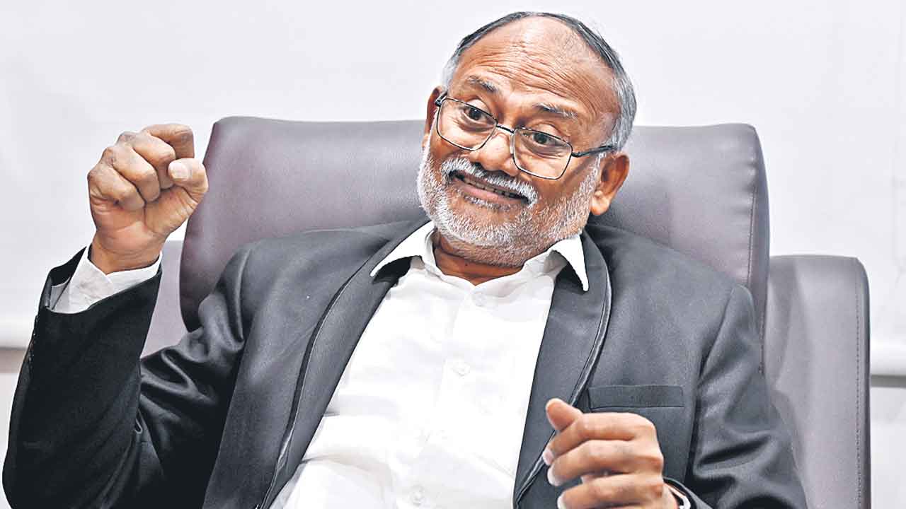 Psychology |  మనసుకూ చేద్దాం చికిత్స.. 70 శాతం జబ్బుల వెనక మానసిక సమస్యలే కారణం: డాక్టర్‌ సి. వీరేందర్‌