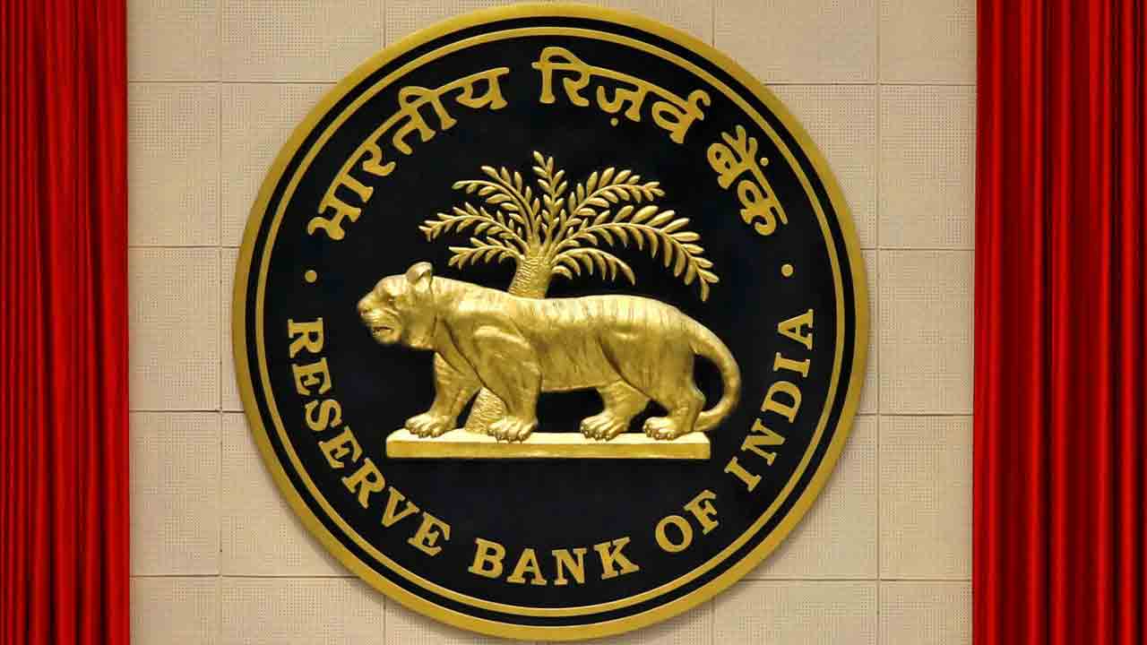 RBI | మరో వడ్డనకు ఆర్బీఐ సిద్ధం.. వడ్డీ రేట్లు మళ్లీ పెంచే ఛాన్స్‌!