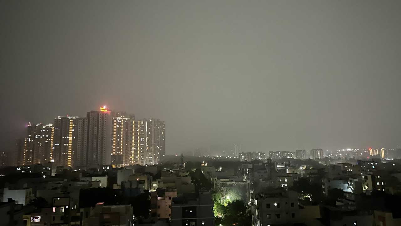 Rain | హైదరాబాద్‌లో మరో రెండుగంటలు భారీ వాన.. ఇంట్లోనే ఉండాలని అధికారుల సూచన..!