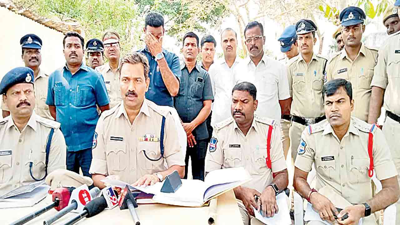 క్షణికావేశంలోనే రౌడీ షీటర్‌ ఆత్మహత్యాయత్నం