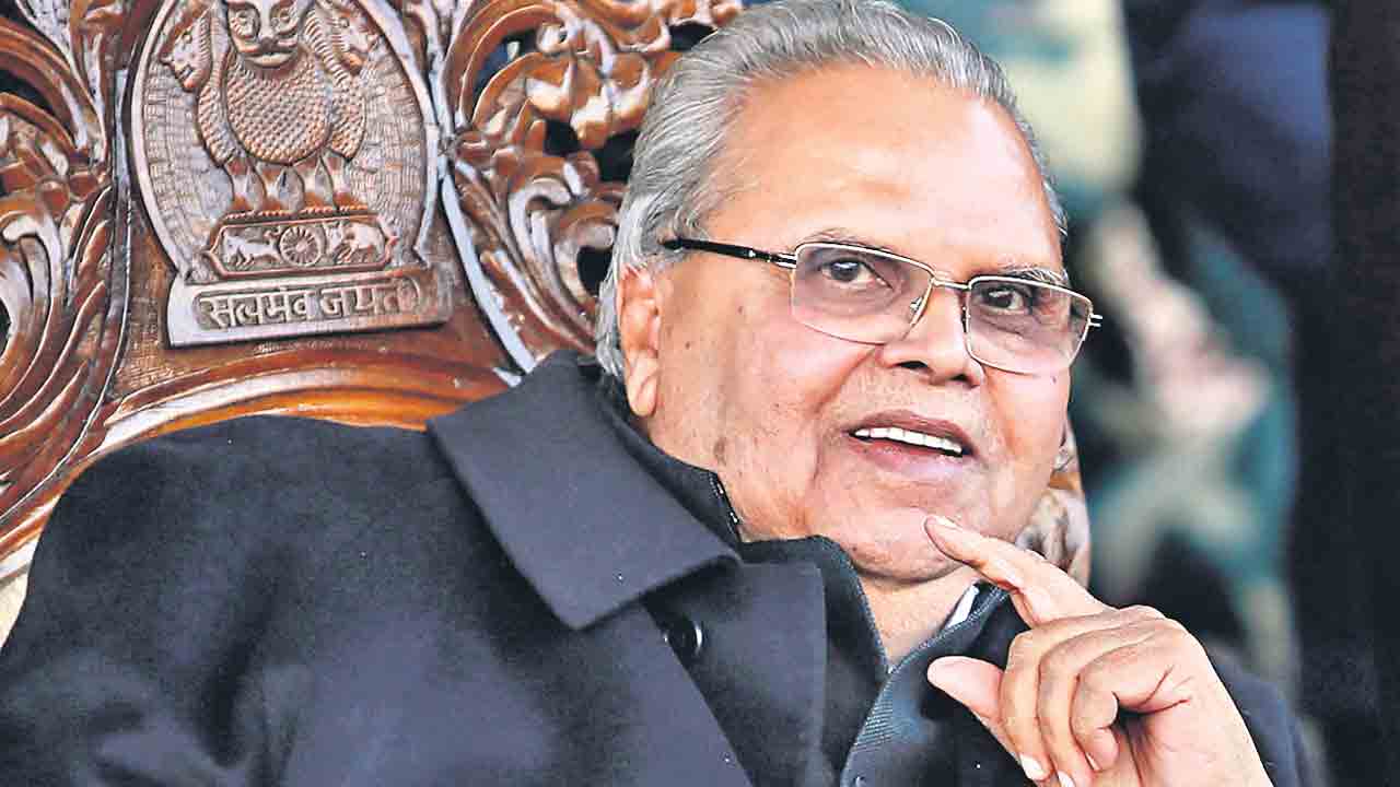 Satya Pal Malik | కశ్మీర్‌ మాజీ గవర్నర్‌ ఇంటికి సీబీఐ అధికారులు..