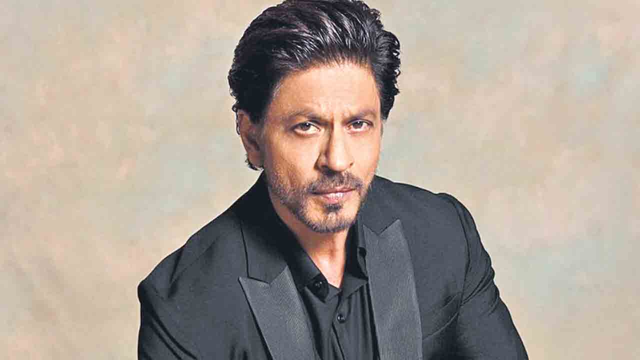 ‘పఠాన్‌’ పారితోషికం 200కోట్లు!