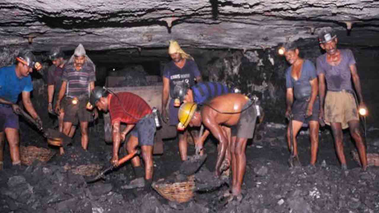 కార్మిక పక్షపాతి కేసీఆర్