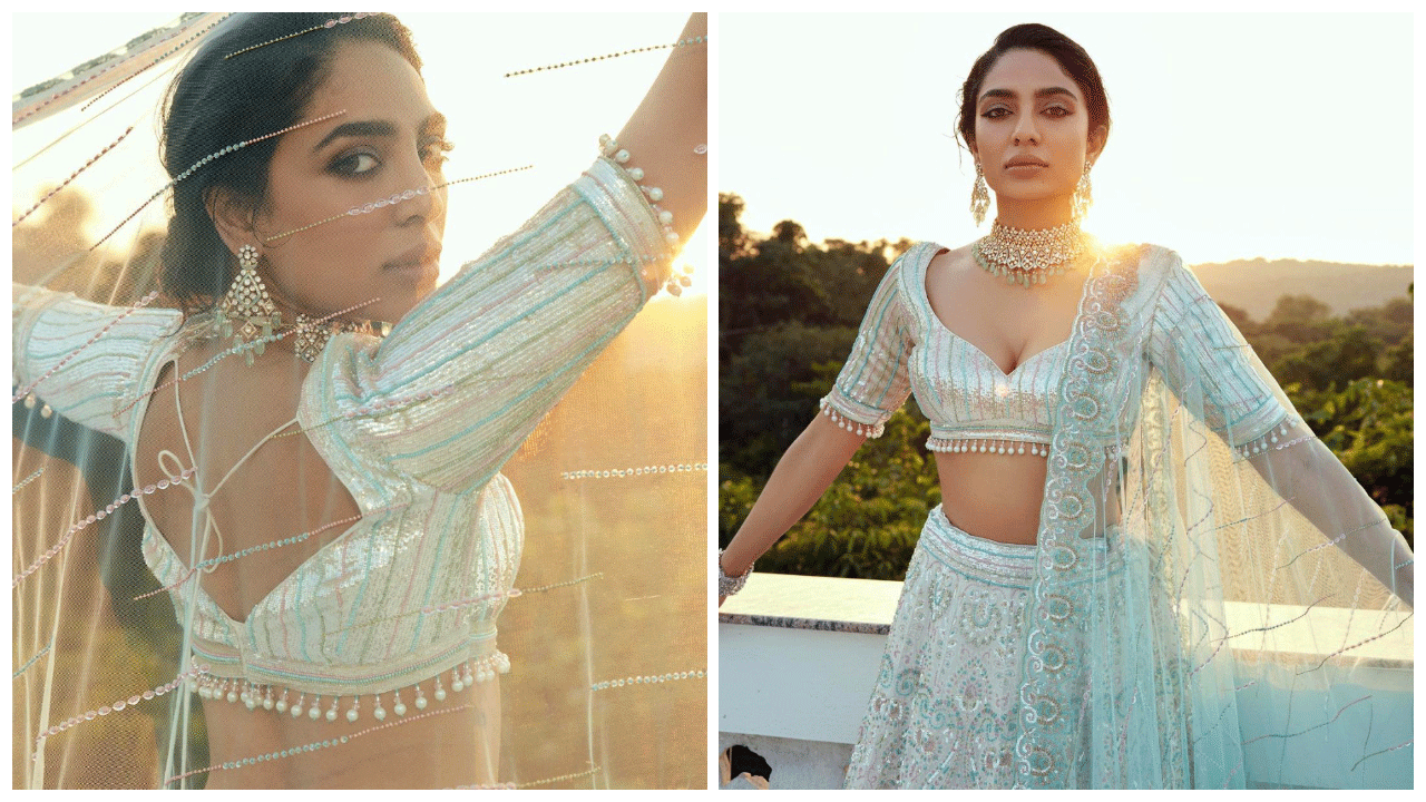 Sobhita Dhulipala | పరువాలు ఒలకబోస్తున్న శోభితా ధూళిపాళ..