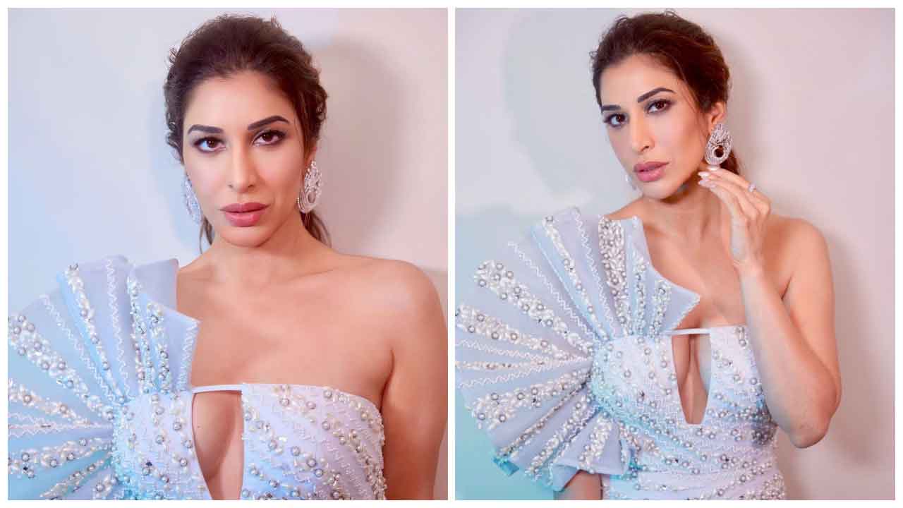 Sophie Choudry | ట్రెండి డ్రెస్‌లో సెగలు పుట్టిస్తున్న సోఫీ చౌదరి..