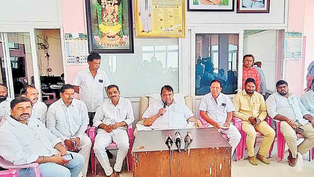 ఈడీ, మోదీ.. ఎవరైనా భయపడేదే లేదు