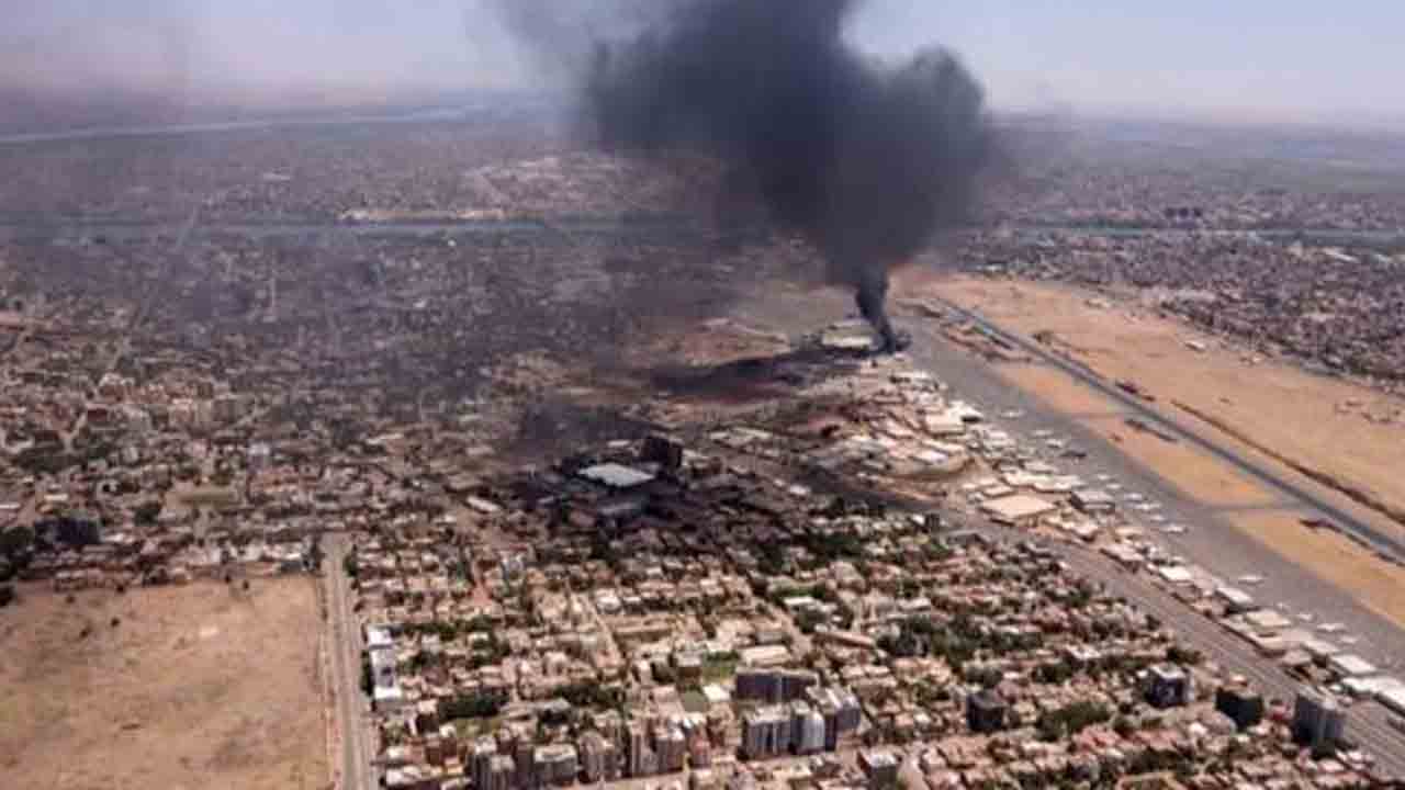 Sudan Crisis | సుడాన్‌లో 72 గంటలపాటు కాల్పుల విరమణ.. అంగీకరించిన ఇరువర్గాల జనరల్స్‌