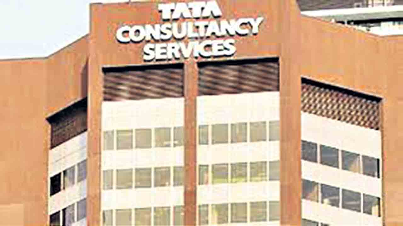 టీసీఎస్‌ లాభం 11,392 కోట్లు