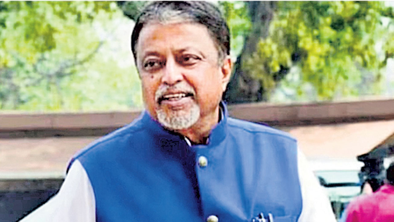 హఠాత్తుగా ఢిల్లీలో ప్రత్యక్షమైన టీఎంసీ నేత