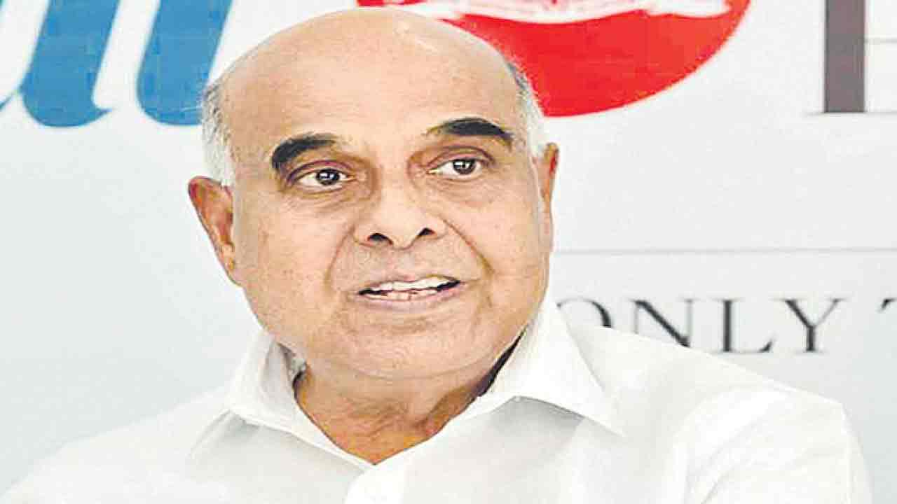 ఆర్టిజన్లు సమ్మె చేస్తే కఠిన చర్యలు
