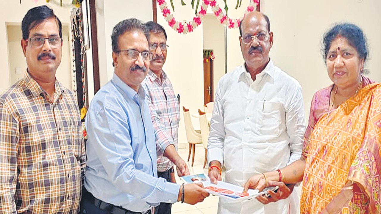 లక్ష దాటిన తలంబ్రాల బుకింగ్స్‌